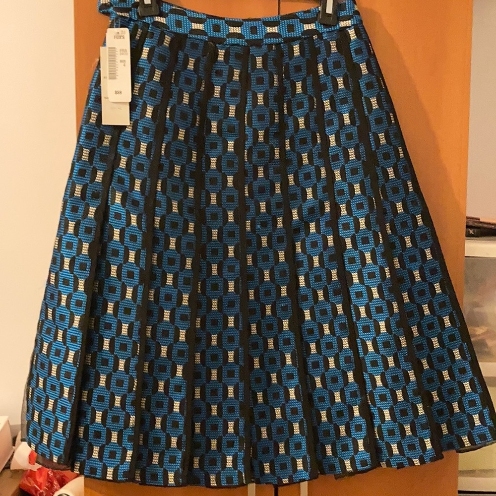 Mosaic Geometric Dressy Pleated Skirt Sz 4 NWT Never Worn